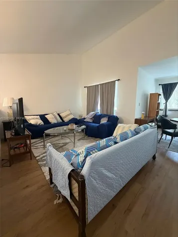 221 W Park Drive Miami FL 33172