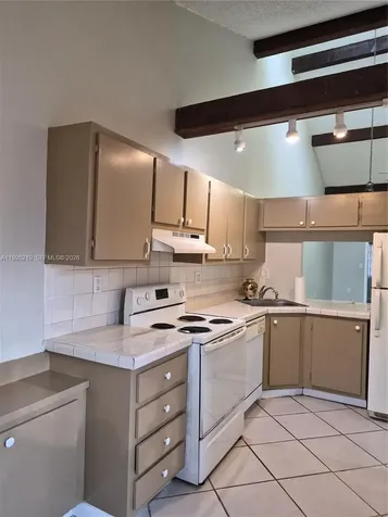 1752 NW 74th Avenue Plantation FL 33313