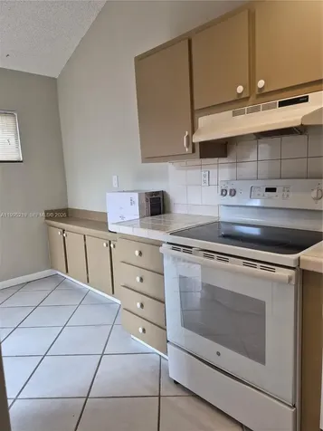 1752 NW 74th Avenue Plantation FL 33313