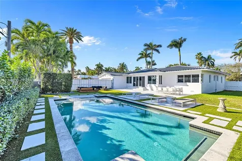 750 Harrison Street Hollywood FL 33019