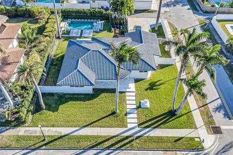 750 Harrison Street Hollywood FL 33019