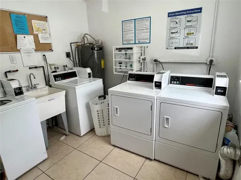 1958 Monroe Street Hollywood FL 33020