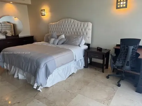 100 Lincoln Road Miami Beach FL 33139