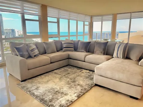 100 Lincoln Road Miami Beach FL 33139