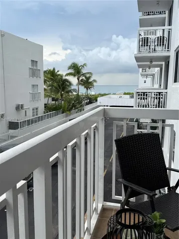 401 Ocean Drive Miami Beach FL 33139