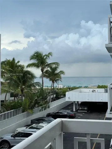 401 Ocean Drive Miami Beach FL 33139