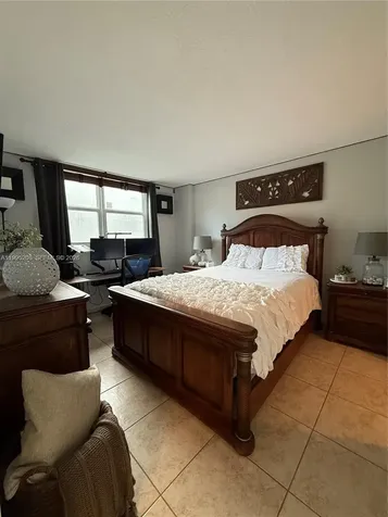 401 Ocean Drive Miami Beach FL 33139