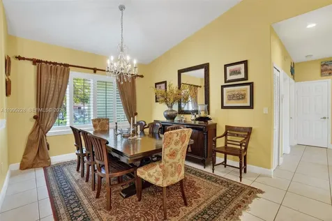 6462 SW 93rd Place Miami FL 33173