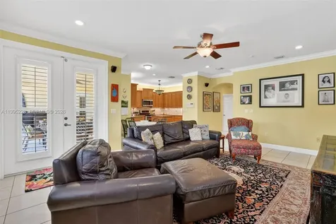 6462 SW 93rd Place Miami FL 33173