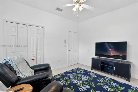 6462 SW 93rd Place Miami FL 33173