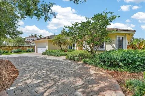 6462 SW 93rd Place Miami FL 33173