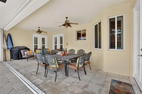 6462 SW 93rd Place Miami FL 33173
