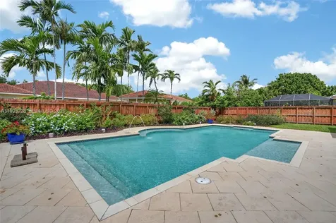 6462 SW 93rd Place Miami FL 33173