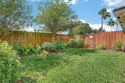 6462 SW 93rd Place Miami FL 33173