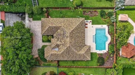 6462 SW 93rd Place Miami FL 33173