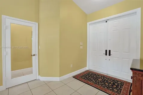 6462 SW 93rd Place Miami FL 33173