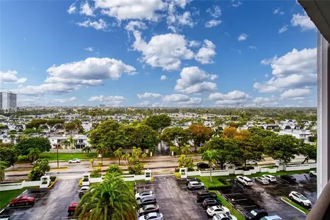 800 Parkview Drive Hallandale Beach FL 33009