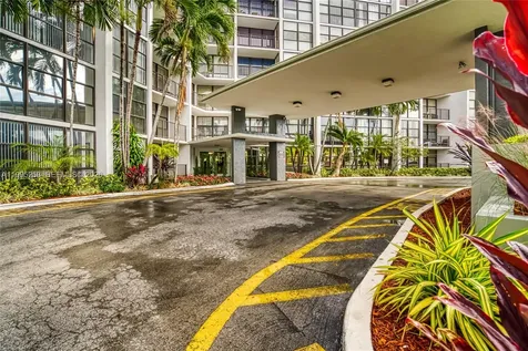 800 Parkview Drive Hallandale Beach FL 33009