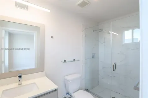 2555 NE 193rd Street Miami FL 33180
