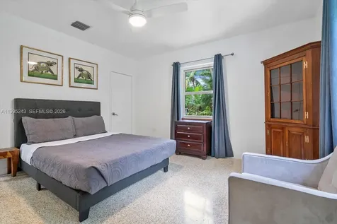 2951 Jefferson Street Miami FL 33133