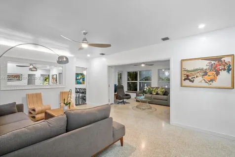 2951 Jefferson Street Miami FL 33133