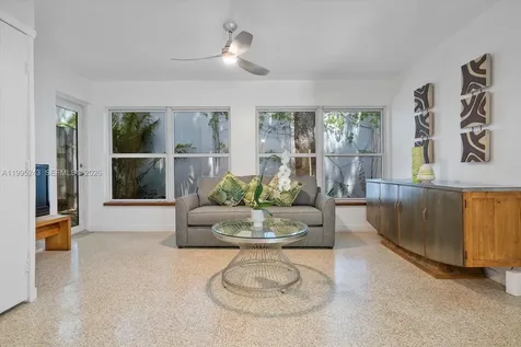 2951 Jefferson Street Miami FL 33133