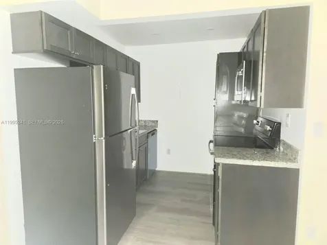 10784 N Kendall Drive Miami FL 33176