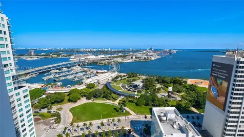 253 NE 2nd Street Miami FL 33132