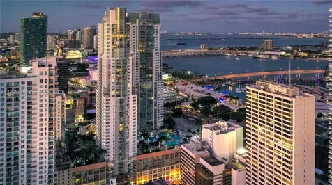 253 NE 2nd Street Miami FL 33132
