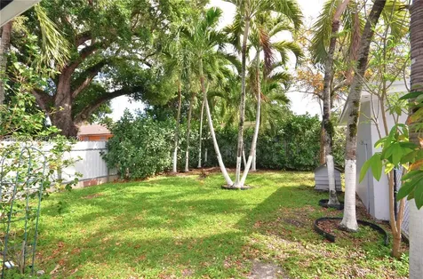2430 SW 16th Street Miami FL 33145