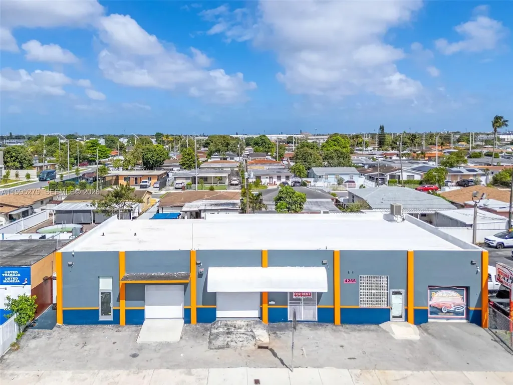 4255 E 8th Avenue Hialeah FL 33013