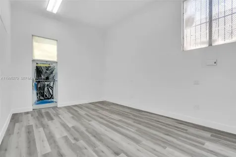 4255 E 8th Avenue Hialeah FL 33013