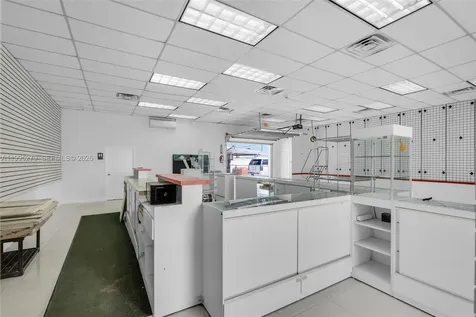 4255 E 8th Avenue Hialeah FL 33013