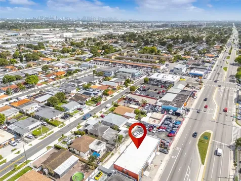 4255 E 8th Avenue Hialeah FL 33013