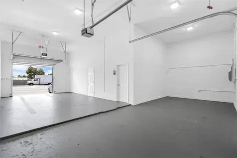 4255 E 8th Avenue Hialeah FL 33013