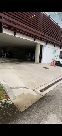 1215 W Avenue Parking Miami Beach FL 33139