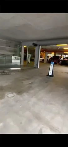 1215 W Avenue Parking Miami Beach FL 33139