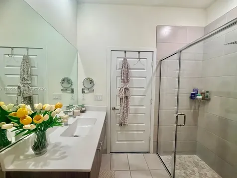8005 NW 104th Ave Apt#3 Doral FL 33178