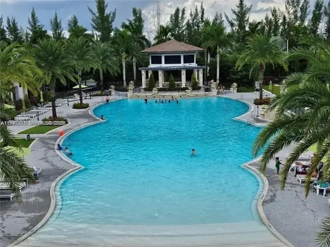 8005 NW 104th Ave Apt#3 Doral FL 33178