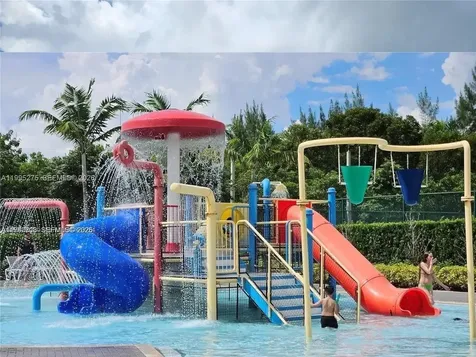 8005 NW 104th Ave Apt#3 Doral FL 33178
