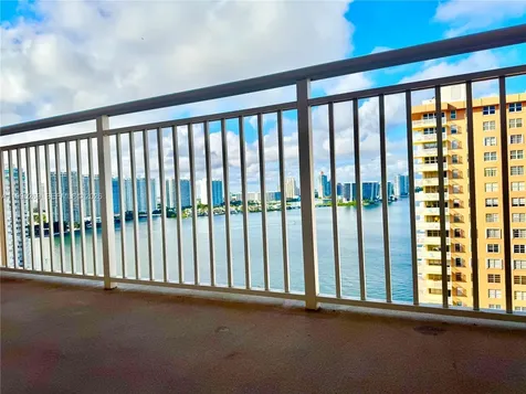 250 174th Street Sunny Isles Beach FL 33160
