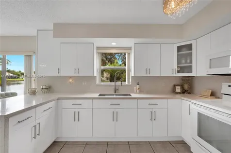 9800 Glacier Drive Miramar FL 33025