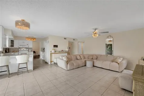 9800 Glacier Drive Miramar FL 33025