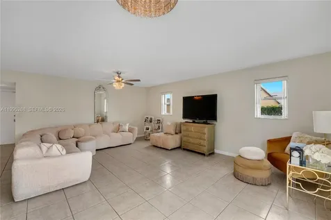 9800 Glacier Drive Miramar FL 33025