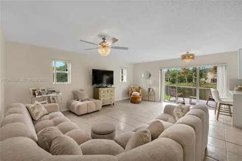 9800 Glacier Drive Miramar FL 33025
