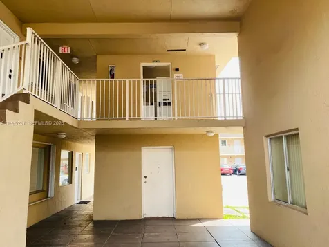 3021 W 76th Street Hialeah FL 33018