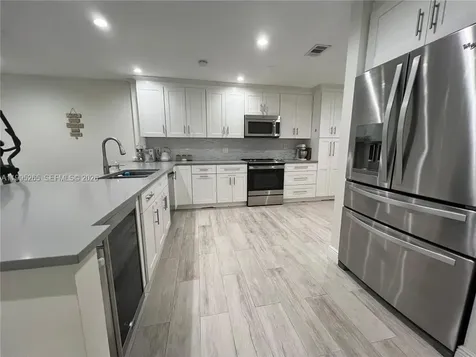 307 Bonnie Brae Way Hollywood FL 33021
