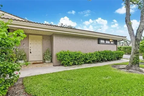 307 Bonnie Brae Way Hollywood FL 33021