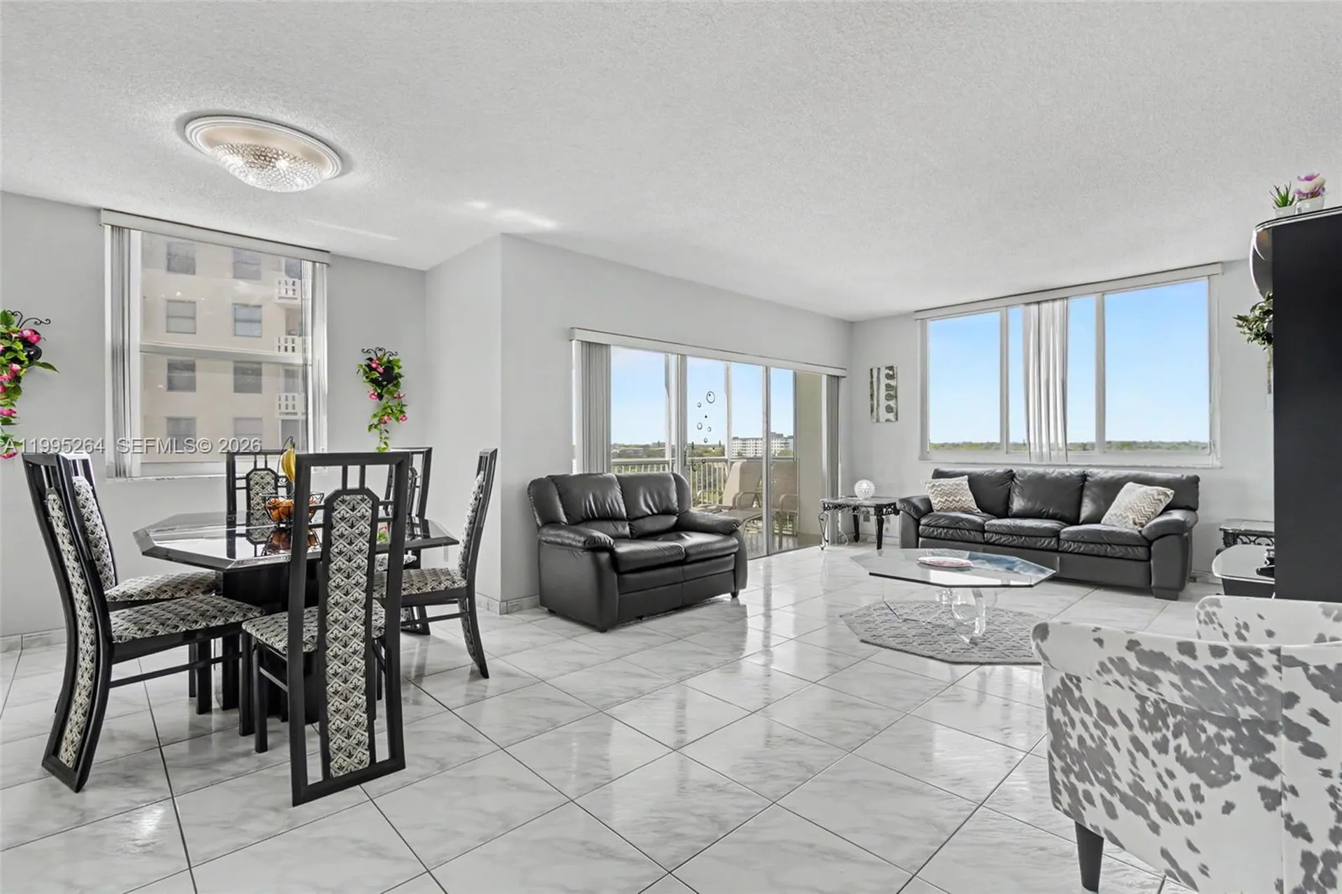 4200 Hillcrest Drive Hollywood FL 33021