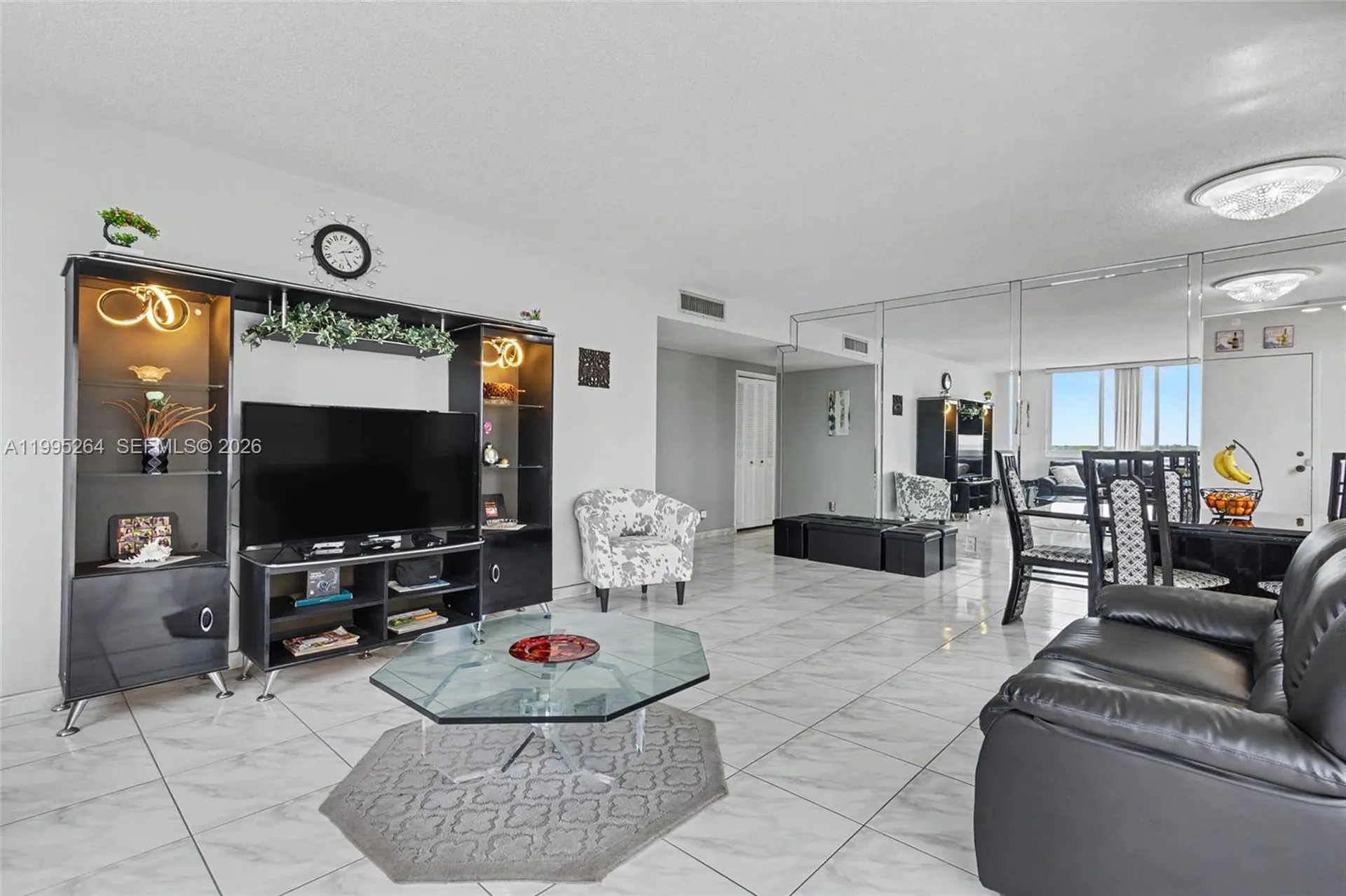 4200 Hillcrest Drive Hollywood FL 33021
